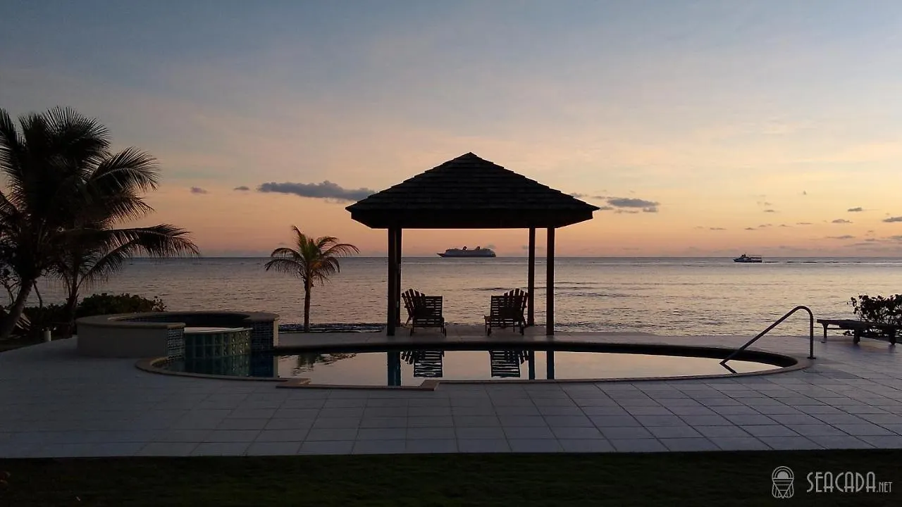 Seacada- Beachfront - Pool - Panoramic Sunsets Apartment George Town Cayman Islands